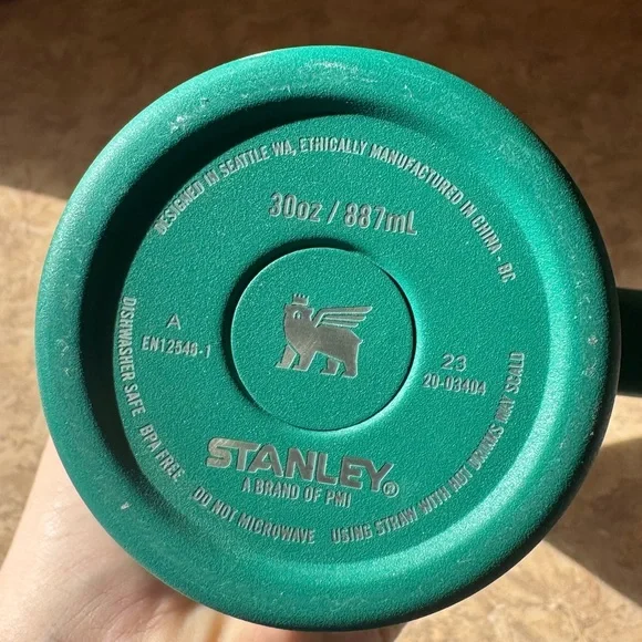 Stanley Tumbler - Picture 3 of 3